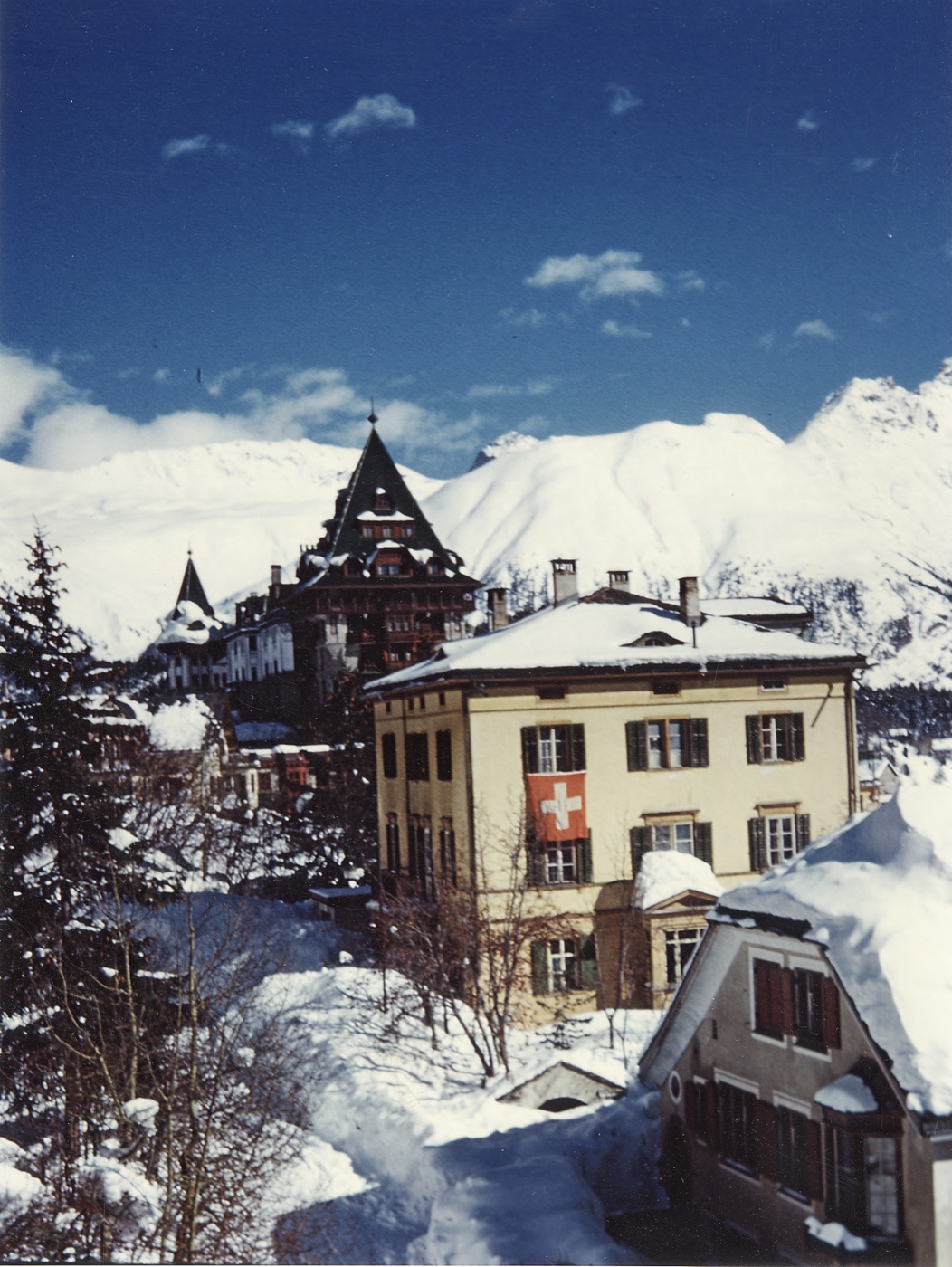 Historic photograph of Villa Beaulieu, 1926